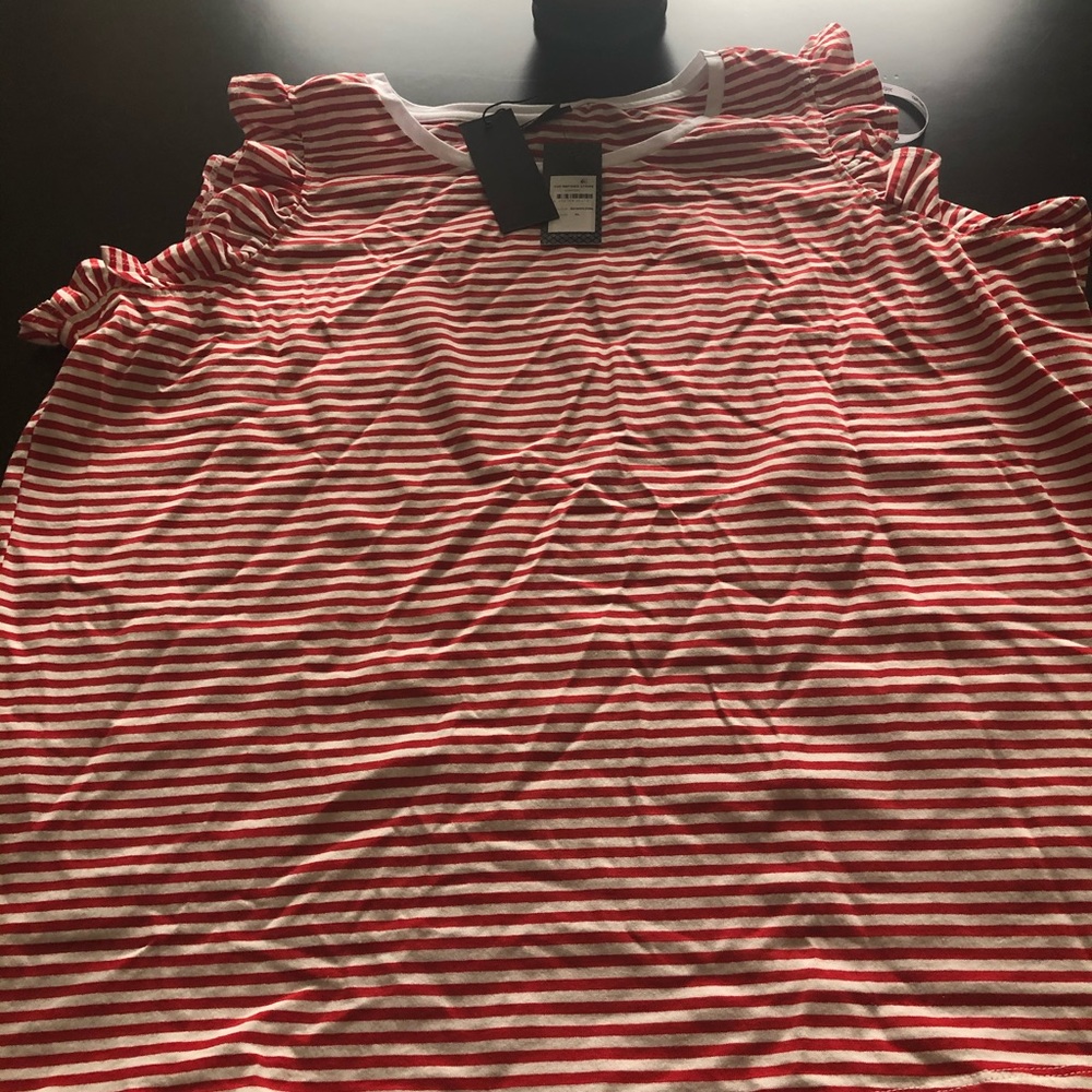 Sleeveless Tee-Shirt